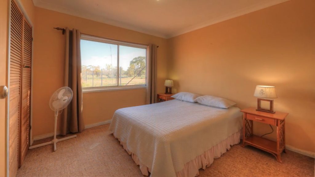 Lornestation Hacienda cottage Masterbedroom 1